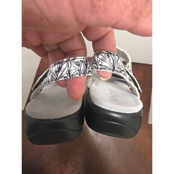 Alegria Women's Black & White Sandals With Adjustable Strap & Cutout Design Size - Picture 5 of 11